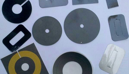 硅橡胶吸波片切割效果