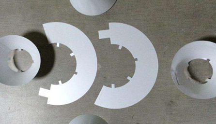 PVC剥离膜裁切机